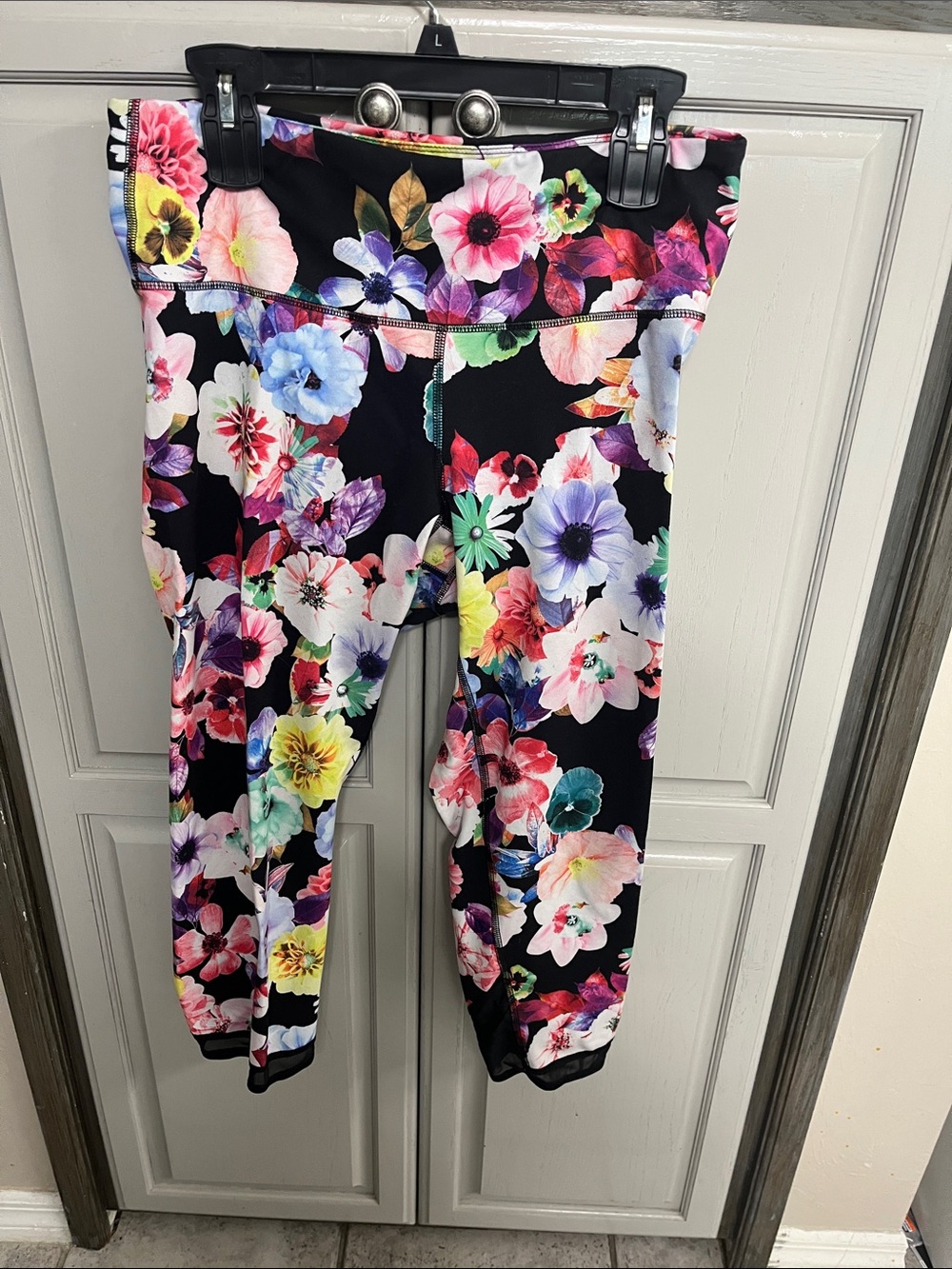 Floral Capri Leggings/activewear - Black Base with Multicolor Flowers